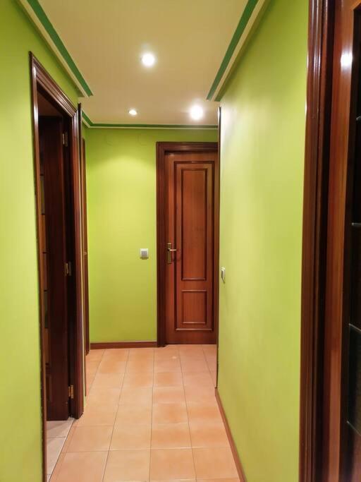 Apartamento Para 6 Personas En Barbastro Eksteriør billede