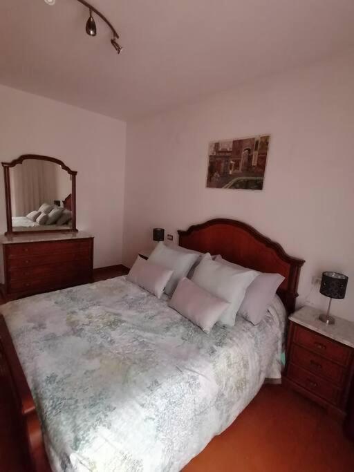 Apartamento Para 6 Personas En Barbastro Eksteriør billede